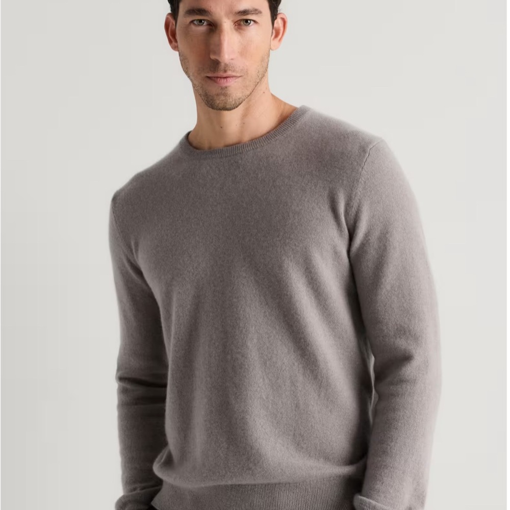 Quince Mongolian Cashmere Crewneck Sweater in Gray - Picture 2 of 2